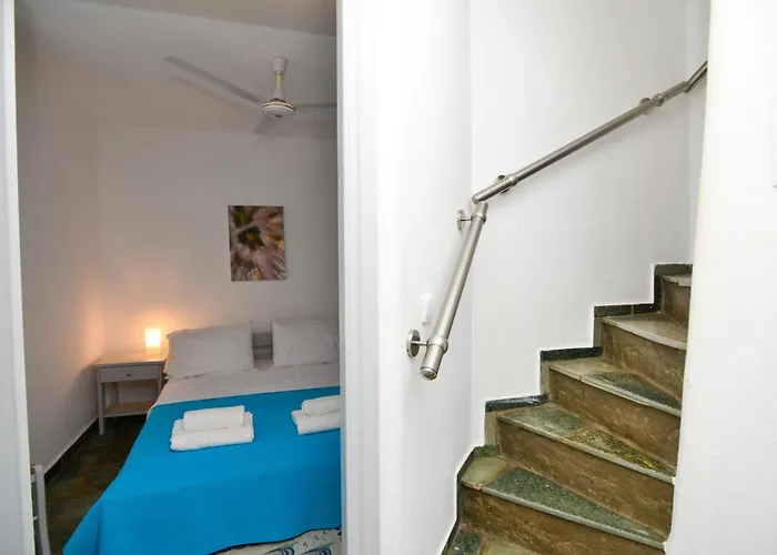 Sea View Cycladic House 4 Min From Port