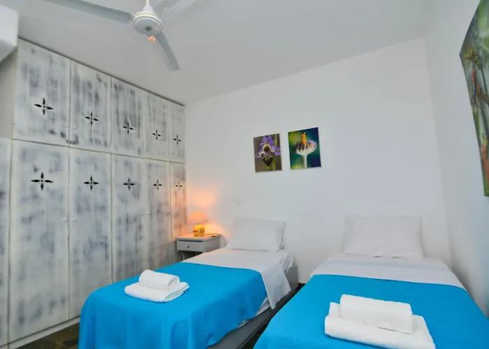 Sea View Cycladic House 4 Min From Port