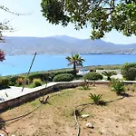 Holiday home Sea View Cycladic House 4 Min From Port *